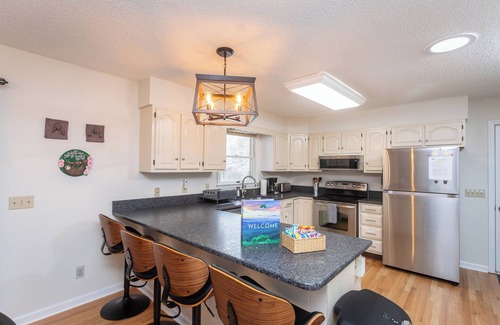 Massanutten House | 4BR Resort Home w/Hot Tub, Games & Spacious Yard