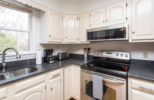 Massanutten House | 4BR Resort Home w/Hot Tub, Games & Spacious Yard