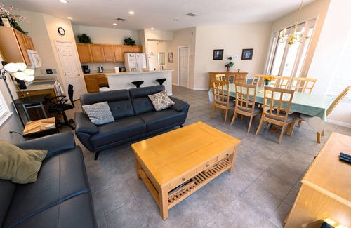 Watersong Villa | 4BR spacious, luxury villa. Nr Disney, private spa&pool, Games Room