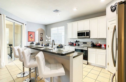 Trafalgar Village House | 4BR| Trafalgar Resort| Game Room| Pool & BBQ Grill