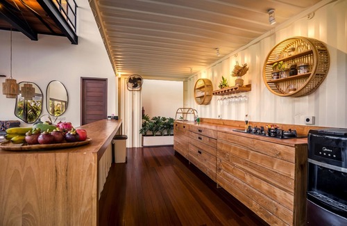 Pererenan Villa | 4BR Varvara Villa with Pool, 3-min from Pererenan Beach