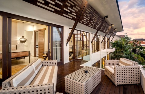 Pererenan Villa | 4BR Varvara Villa with Pool, 3-min from Pererenan Beach