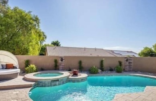 North Las Vegas House | ❤️4BR Vegas Oasis w Pool, Spa, Outdoor Kitchen!