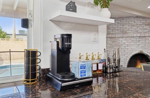 Raskin Estates House | 4BR w/Pool, Pool Table, Fire Pit & BBQ Grill