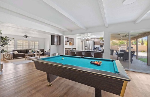 Raskin Estates House | 4BR w/Pool, Pool Table, Fire Pit & BBQ Grill