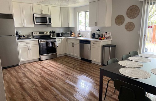 Fairfield House | 4BR Wine Country Modern Home: Ping Pong & Cornhole