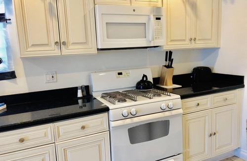 Beverly Green House | 4BRhouse,STRIP,LVCC,bigparking,family,pets-friendly,Semashow,CES,convention