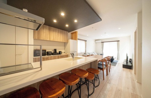 Dazaifu House | 4minute walk from Dazaifu Station max 11 people / Dazaifu Fukuoka