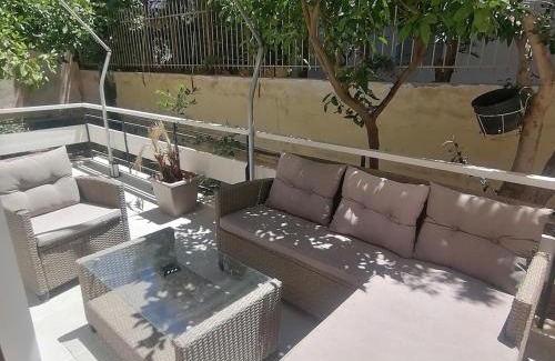Voula Apartment | 4pax, central Voula, market, beach