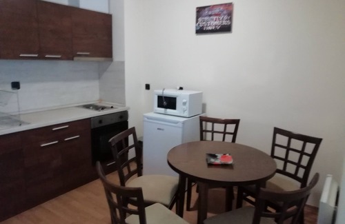 Old Town Apartment | 4star fully furnished 2 bed self-catering apartment - stone's throw from gondola