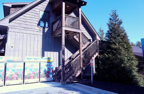 Highlands Apartment | 4th St Market 2 - Walk to Town Apartment in Highlands NC