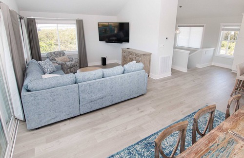 Carova Beach House | 4x2279, Chateau Laylow- Oceanside, Ocean View, Hot Tub, Wild Horses!