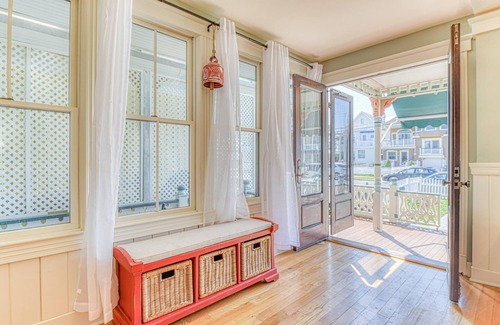 Ocean Grove House | 5 1/2 EMBURY - BEACH BLOCK BEAUTY with 3 Oceanview Porches