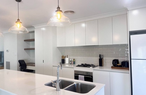 Wagga Wagga House | 5/14 Day Street Residence