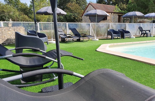 Salviac House | 5/7 person house with heated pool between Sarlat and Cahors