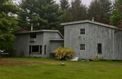 Great Barrington House | 5 BD, 3 BA, sleeps 12. A few openings for Summer '25; booking thru Summer '26!