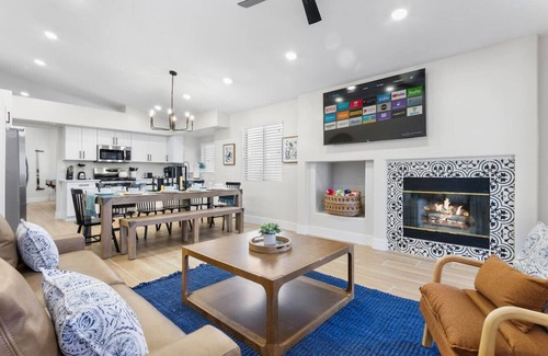 North Las Vegas House | 5 BD Home w/Billiard, Spa, Arcades, Ping Pong