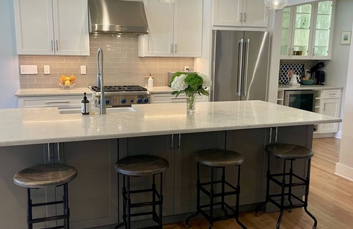 Old Village House | 5 bdrm 4 bth charmer in Old Village- steps away from parks, shopping and beach!