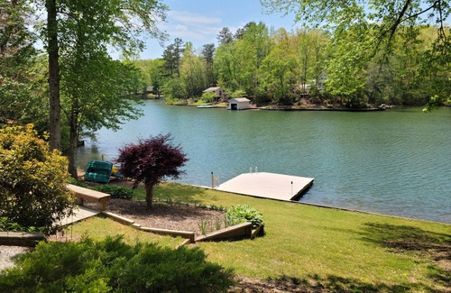 Oconee County House | 5 bdrm Lakefront Home-private lake! Accommodates 2-15 guests, great fishing too.