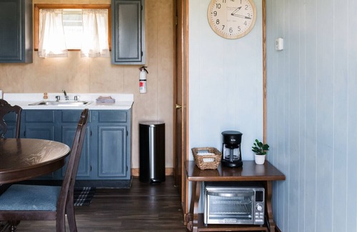 Strasburg Apartment | #5 Beaver Creek Cabin