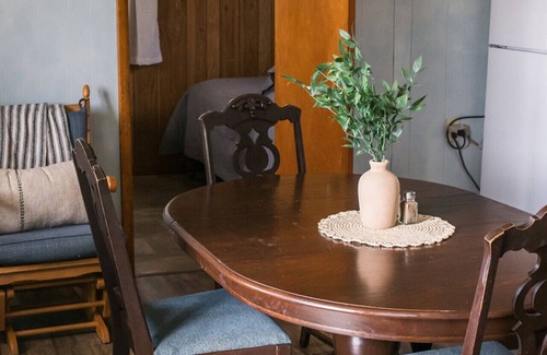 Strasburg Apartment | #5 Beaver Creek Cabin