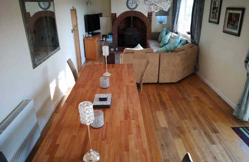 Boston House | 5 Bed House in Boston Lincolnshire- Sleeps 13