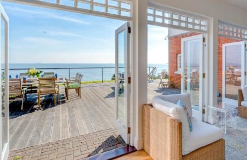 Seaview House | 5 Bed in Seaview 93445