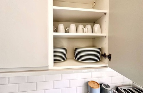 Lee House | 5 bed property in SE12