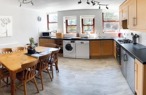 Hawes Cottage | 5 bedroom accommodation in Simonstone near Hawes