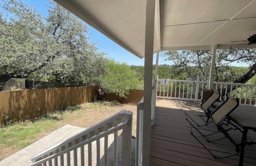 Far North Central House | 5 bedroom 281/Evans Gated Game Area & pool table
