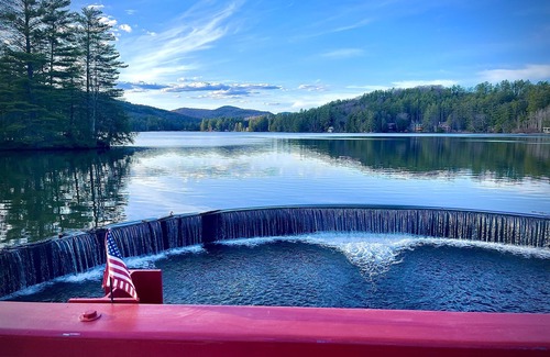 Ludlow House | 5 bedroom, 4 bath OKEMO Ski and LAKE Home with A/C