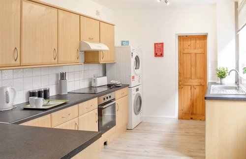 Great Yarmouth Cottage | 5 bedroom accommodation in Great Yarmouth