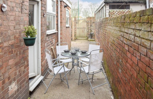 Great Yarmouth Cottage | 5 bedroom accommodation in Great Yarmouth