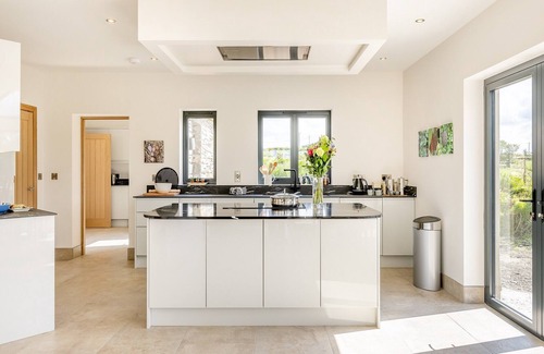Bontnewydd Cottage | 5 bedroom accommodation in Aberystwyth
