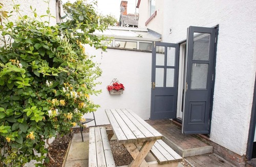 Llangollen Cottage | 5 bedroom accommodation in Llangollen