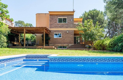 Tarragona Villa | 5 bedroom accommodation in Tarragona