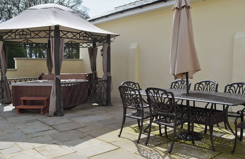 Driffield Cottage | 5 bedroom accommodation in Nafferton, near Bridlington