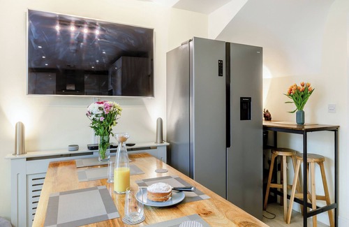 Weymouth Cottage | 5 bedroom accommodation in Weymouth