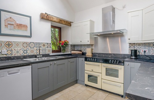 Irstead Cottage | 5 bedroom accommodation in Neatishead, near Norwich
