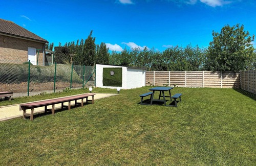 Westende House | 5 bedroom beautiful home in Westende