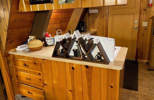 Island Park Cabin | 5-bedroom cabin just 27 minutes from Yellowstone National Park