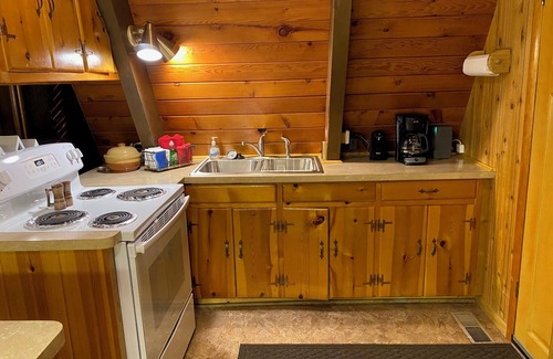 Island Park Cabin | 5-bedroom cabin just 27 minutes from Yellowstone National Park