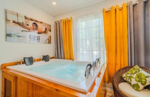 Pie del Cerro House | 5 Bedroom Cartagena Villa - Close to Walled City