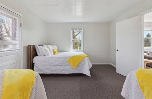 Arcadia Hotel | 5 Bedroom Combo/ARCADIA RESORT/Cabin 7 + 3 Bedroom House/HOT TUB