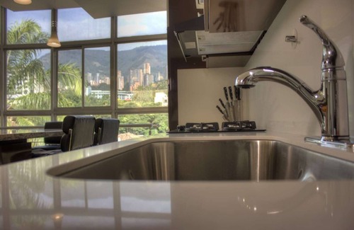 Castilla Apartment | 5 Bedroom Combo PH 3 Bedroom roof top Hot tub Lleras and a 2 Bedroom 2 floors below.