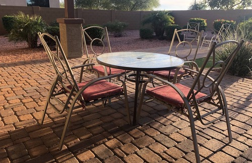 Palm Valley House | 5+ bedroom Executive Desert Retreat - perfect for longer stays!