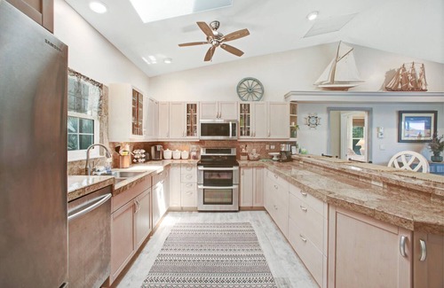 Bonita Springs House | 5-Bedroom Family Beach & Pool House on Bonita Beach | Sleeps 11
