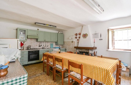 Berceto House | 5 bedroom gorgeous home in Bergotto