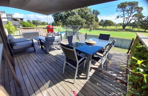 Mount Maunganui House | 5 bedroom home on Mount Maunganui Golf Course, Omanu beach across the road.