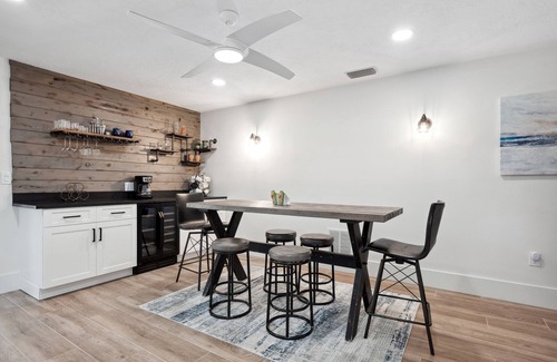 Siesta Key House | 5-Bedroom house on Siesta Key - walk to beach or village